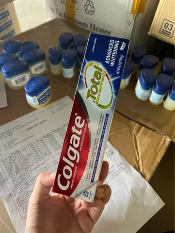 Kđr Colgate total advanced whitening 181GR