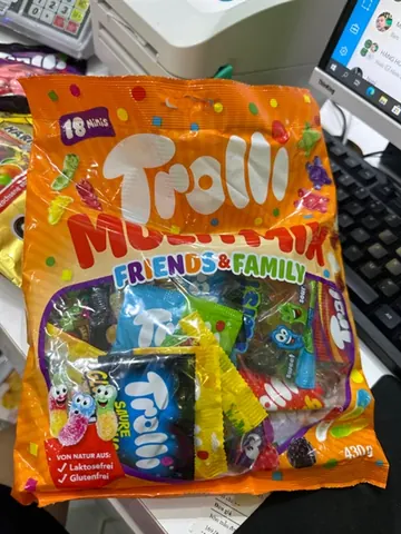 Kẹo dẻo Trolli Multimix Friends & Family 430gr