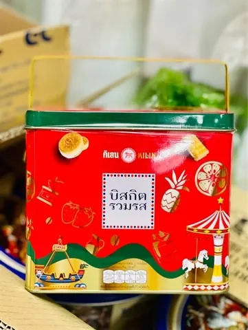 Bánh quy hộp thiếc tổng hợp assorted biscuits vị sầu riêng, sữa, dứa Thái Lan 450g