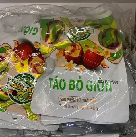 Táo đỏ giòn 40g lốc 10 gói