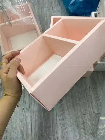 Hộp quà hồng