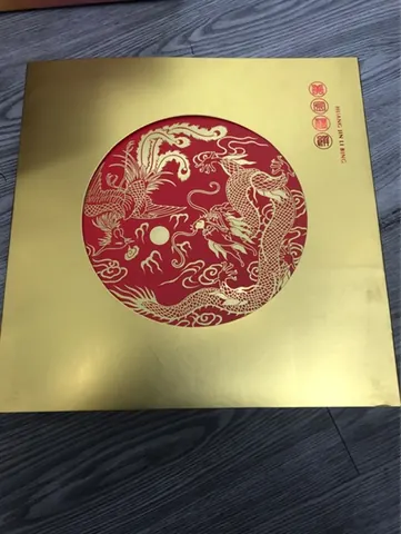 Bánh trung thu hộp vàng