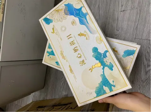 Bánh trung thu flowing moon cake