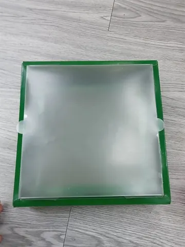 Hộp quà vuông xanh